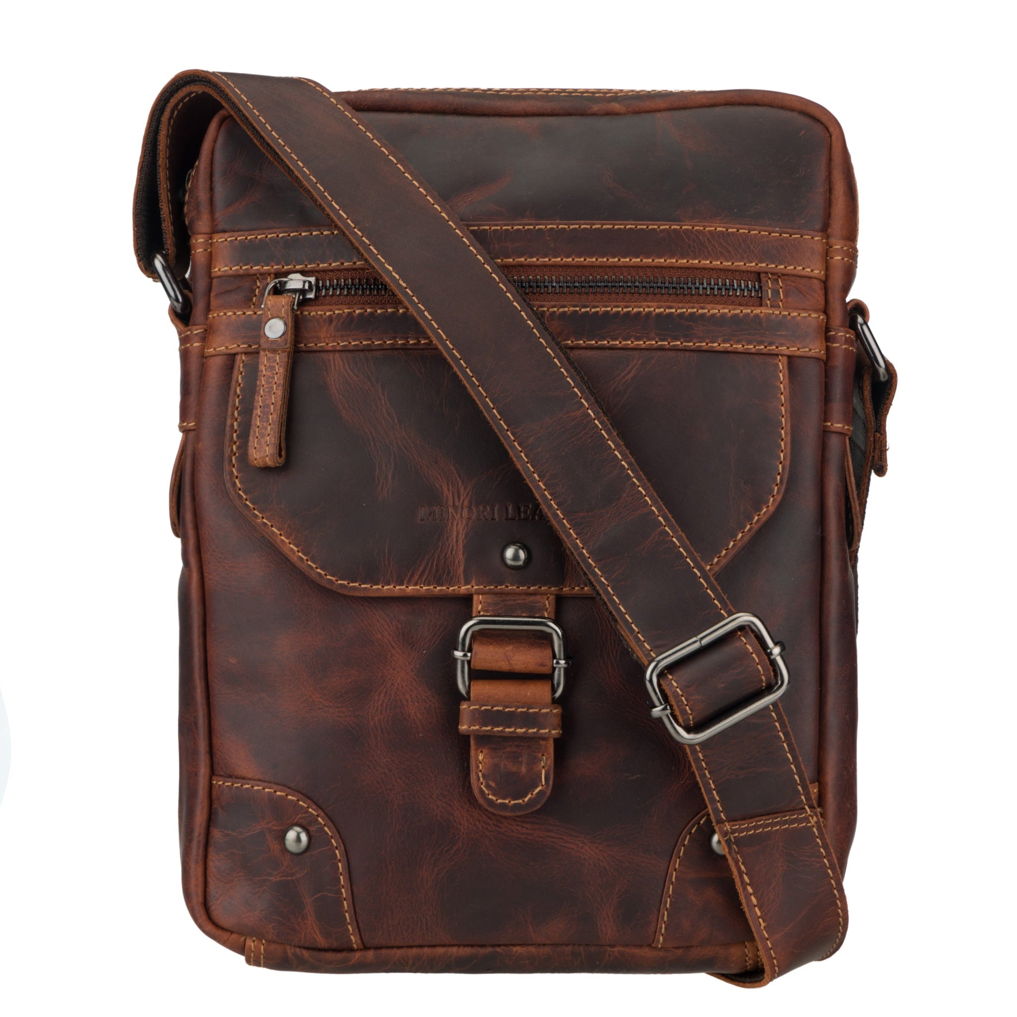 Unisex Denver Leather Crossbody Bag in chestnut from Minori Leather, featuring a sleek design and adjustable strap.
