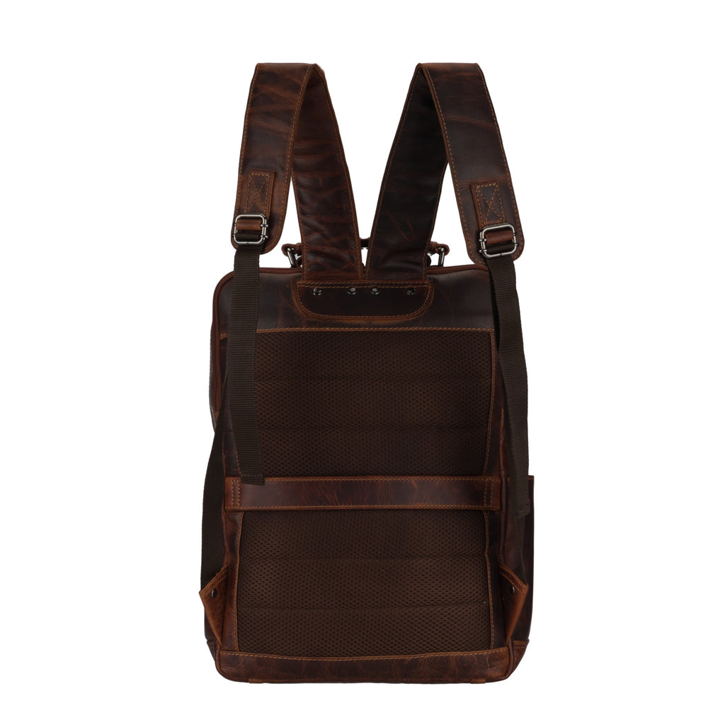 Minori Leather Orlando unisex 16-inch chestnut leather backpack with adjustable straps and front pocket.