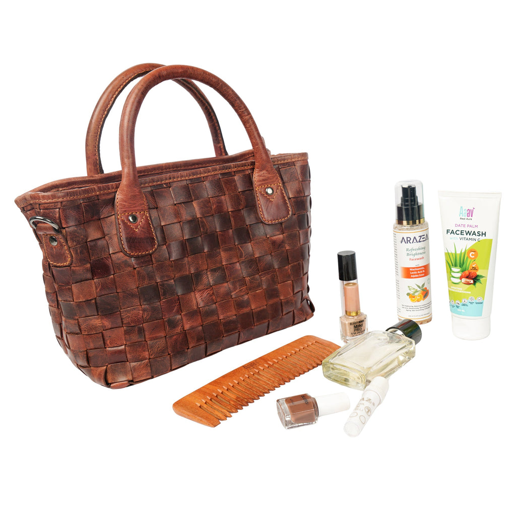 Minori Leather Florence leather tote bag for women in chestnut, featuring a spacious hand bag design with sturdy handles.