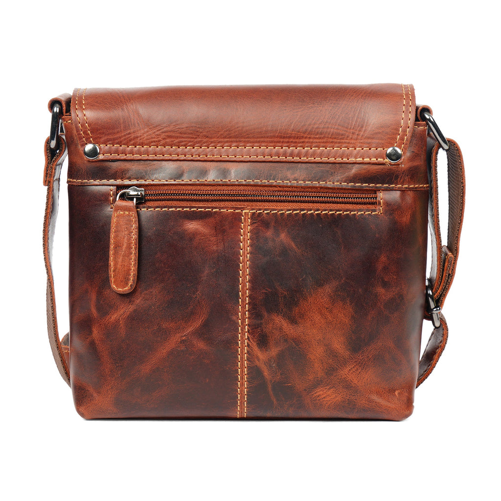 Metro Leather Crossbody Bag in Chestnut - Minori Leather